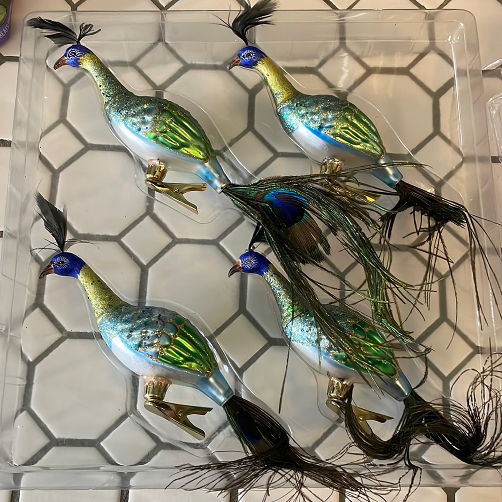 Set of 4 Old World Style Peacock Ornaments Clip On Tree Christmas Ornaments Bird